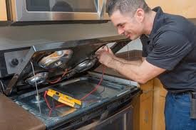 A Homeowner’s Guide to Choosing Certified Cooktop Repair Services